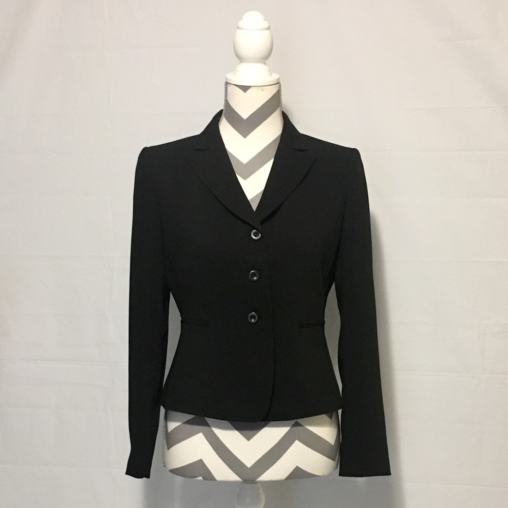 Tahari Arthur S. Levine Black Crop Jacket Womens 4